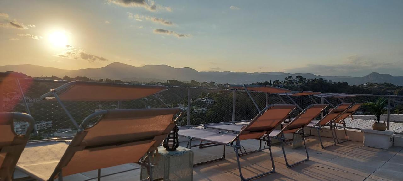 Twenty Rent Cagnes-sur-Mer Exterior foto