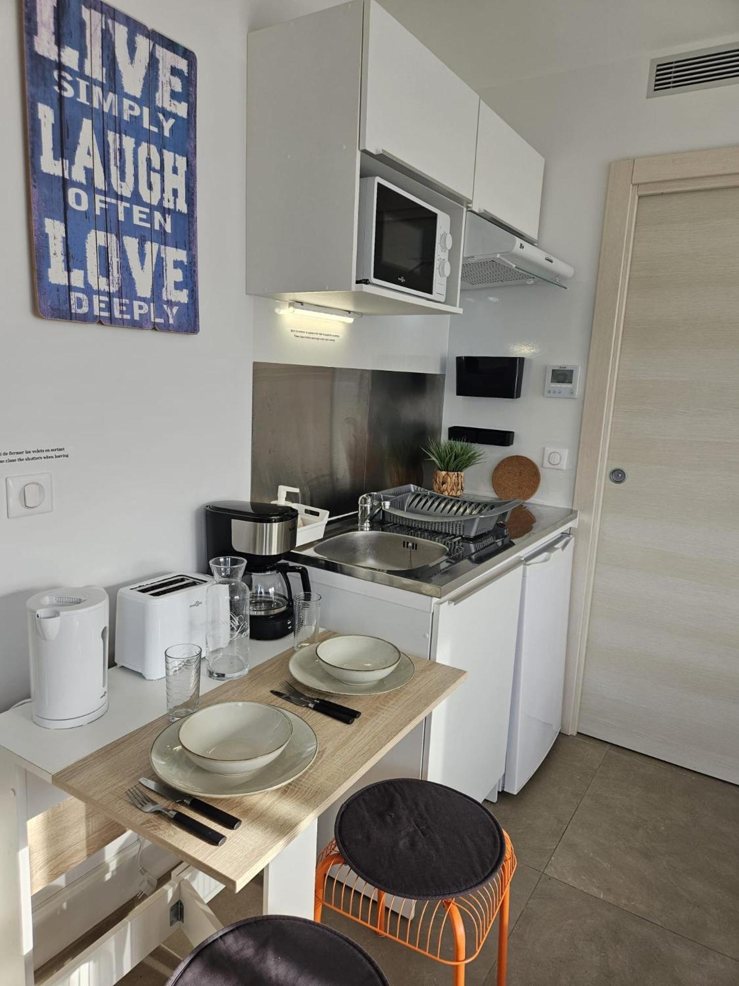 Twenty Rent Cagnes-sur-Mer Exterior foto