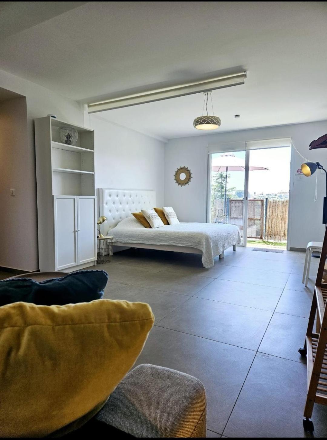 Twenty Rent Cagnes-sur-Mer Exterior foto